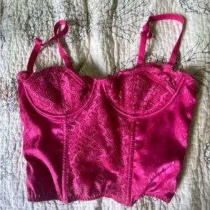 Super cute, raspberry colored bustier top